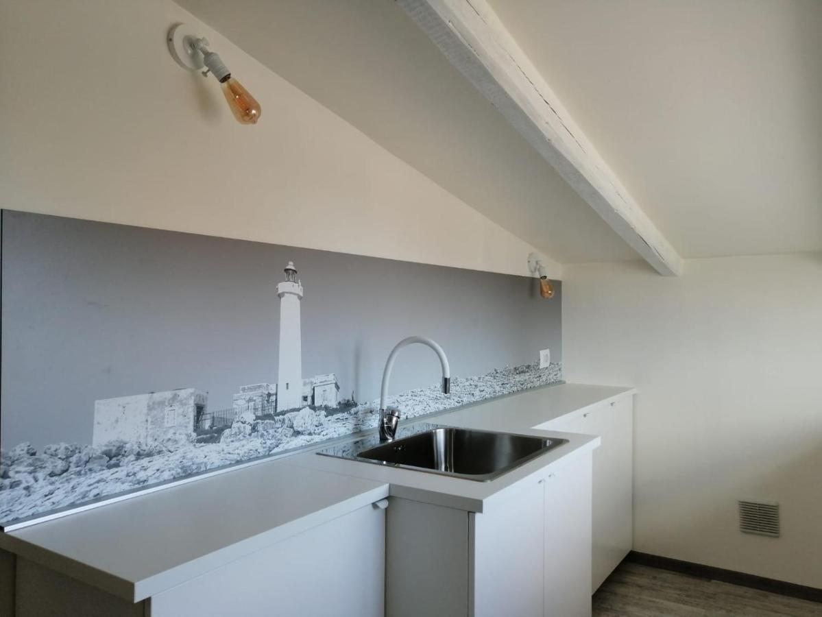 Villa Il Faro 普利米里欧 外观 照片